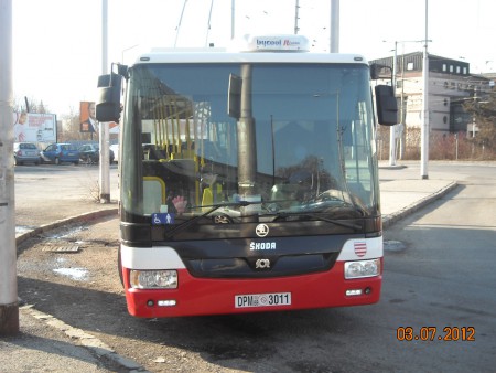 #3011 prestávkuje na Železničnej stanici